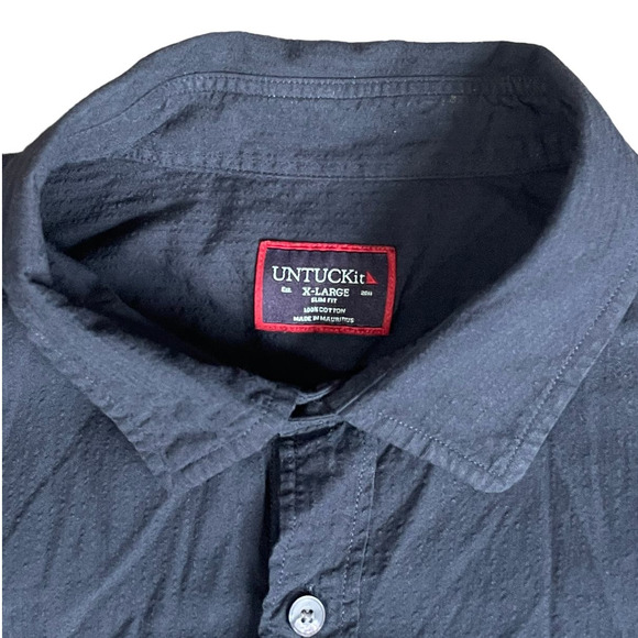 UNTUCKit Pavao Shirt Men's XL Navy Blue Seersucker Poplin Short Sleeve Button Up - Picture 1 of 6